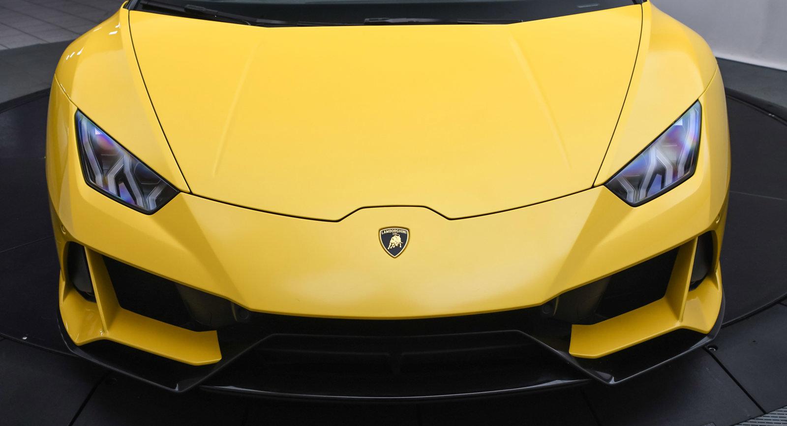 Used 2022 Lamborghini Huracan EVO in Giallo Inti Metallic For Sale 