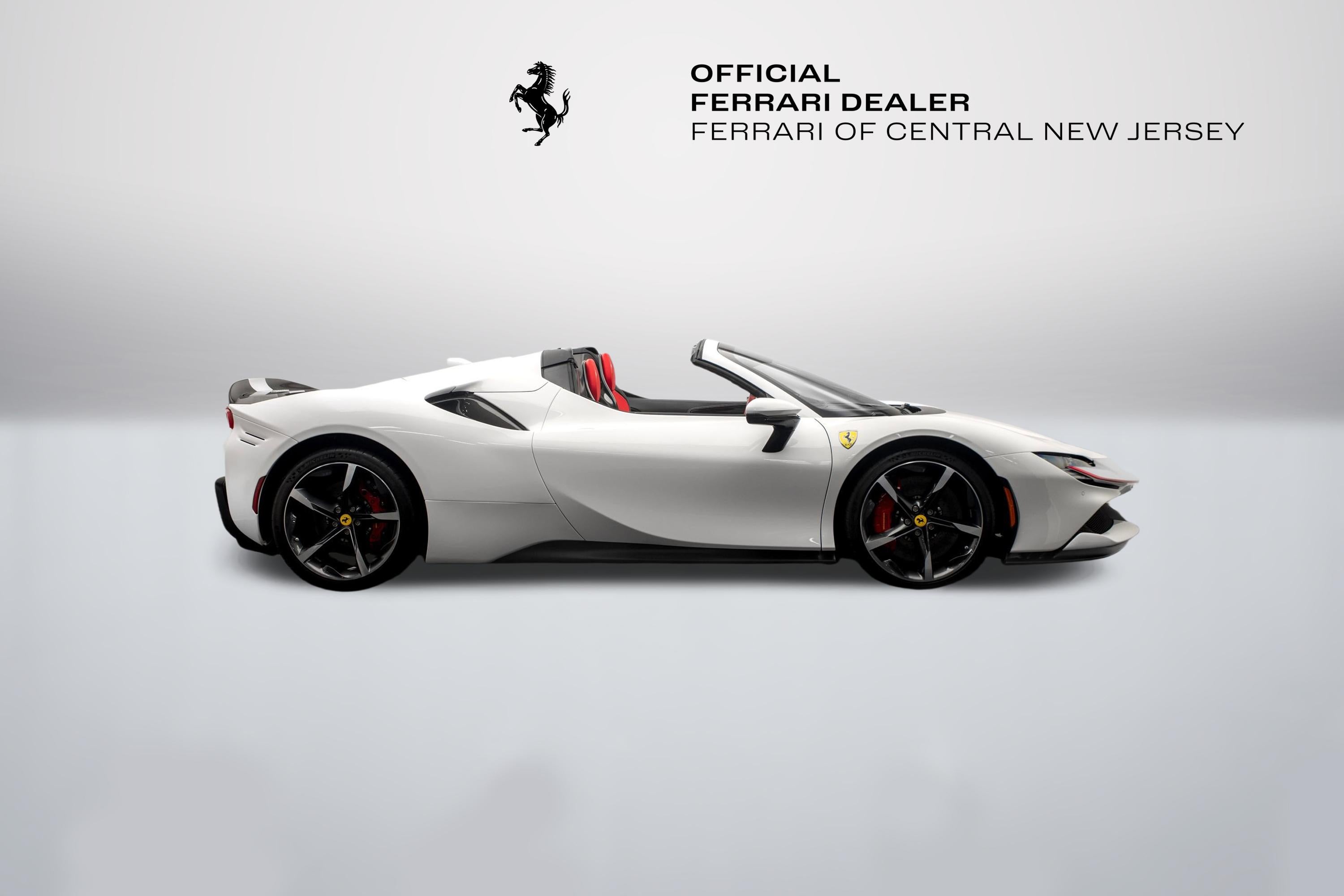 2022 Ferrari SF90 Spider
