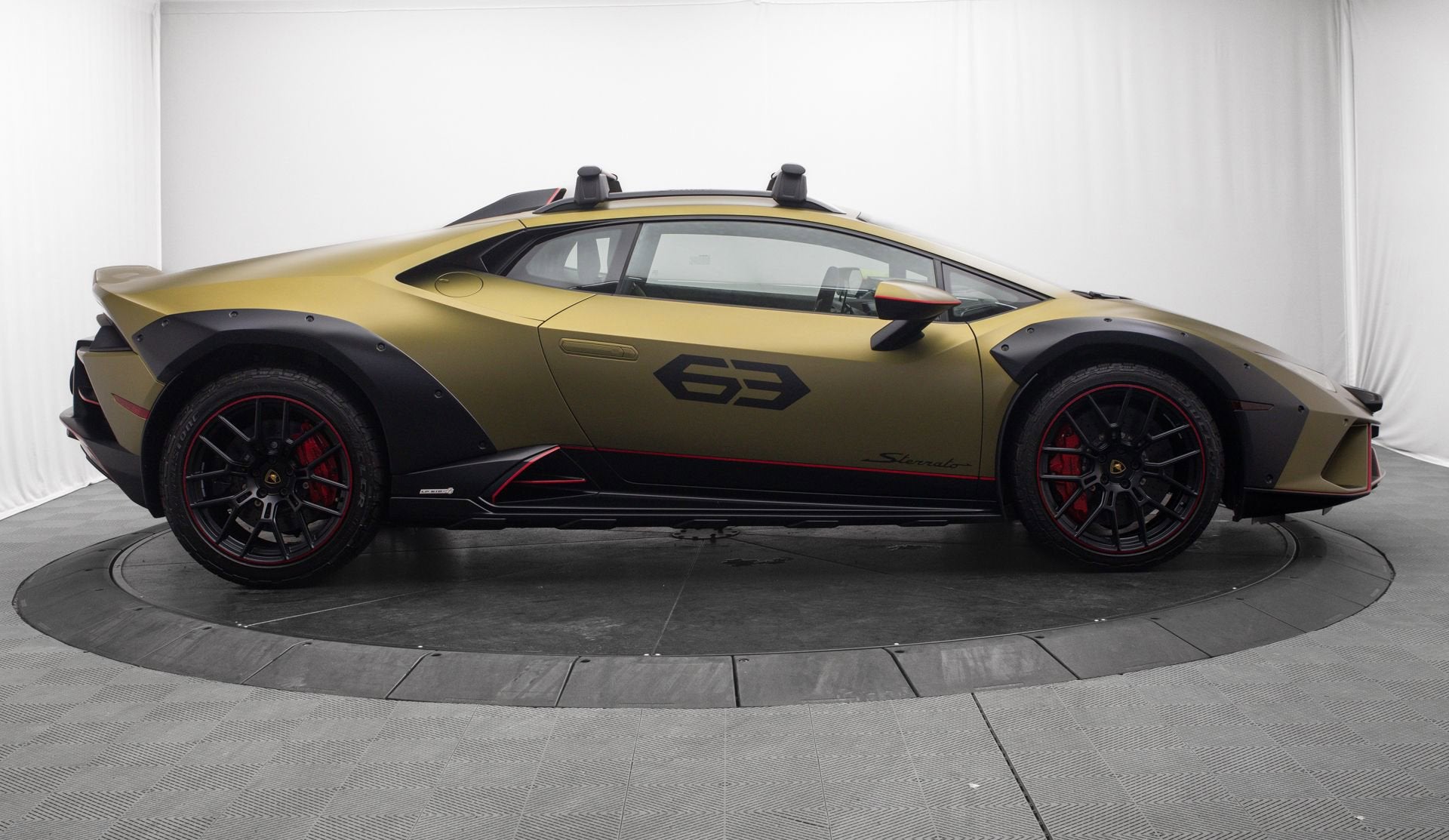 2024 Lamborghini Huracan Sterrato